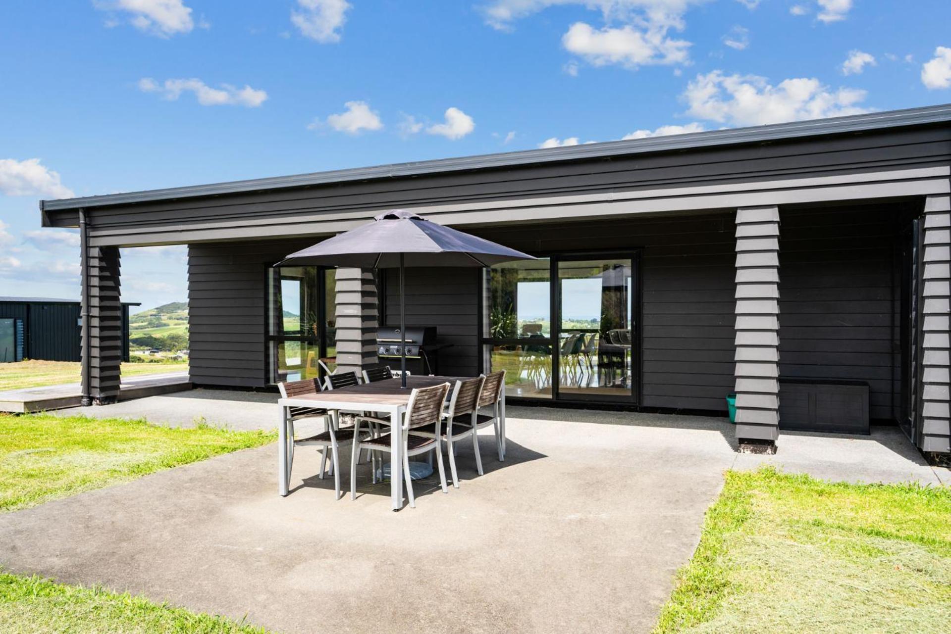 Mangawhai Magic - Mangawhai Heads Holiday Home Экстерьер фото